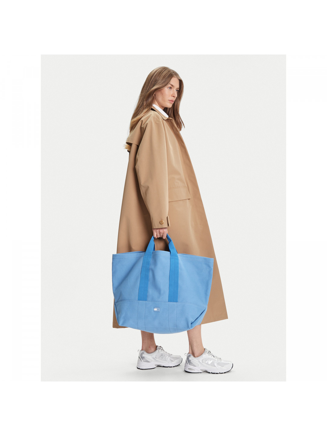 Kabelka Tommy Jeans Tjw Tote Edition Canvas AW0AW17542 Modrá